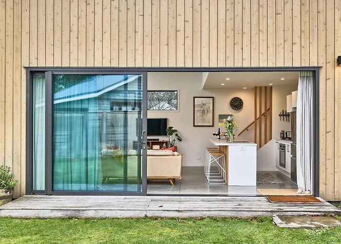 Two Bedroom Two Bathroom House Ferienhaus